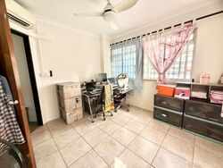Blk 752 Jurong West Street 74 (Jurong West), HDB Executive #518998351